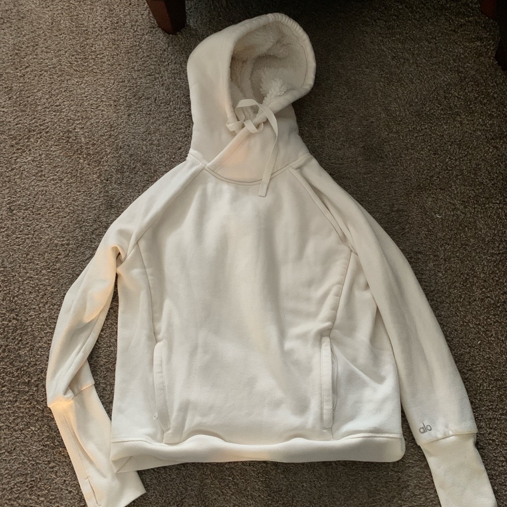 ALO yoga hoodie with Sherpa inside